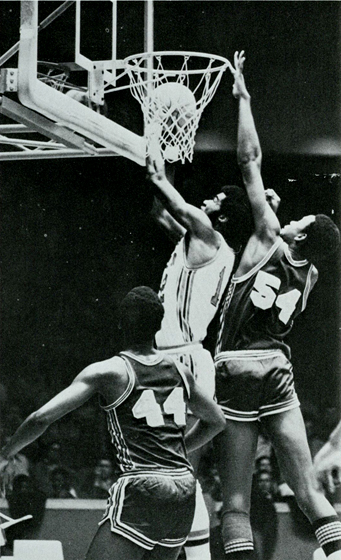 Jones scores two against tough defense (Houstonian, 1973)
